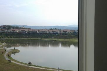 Bandar Tun Hussein Onn