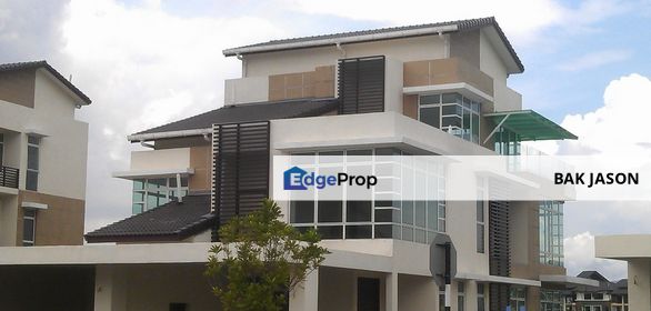 Bungalow lakeside, bandar tun hussein onn, avenue 6, lake valley, balakong, Selangor, Cheras