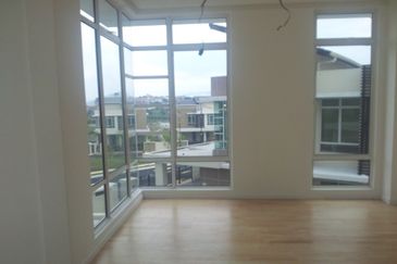 Bandar Tun Hussein Onn