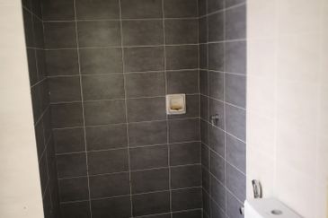 Bandar Tun Hussein Onn