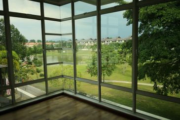 Bandar Tun Hussein Onn