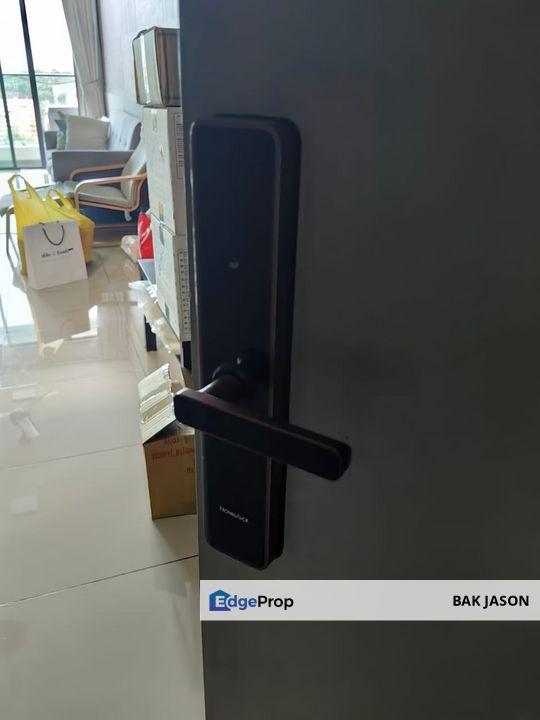 full furnished unit in lakepark residence, batu caves, Selangor, Selayang