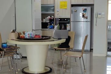 A'marine Lakeside Condominium