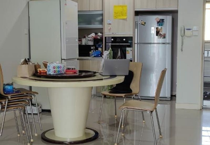 A'marine Lakeside Condominium