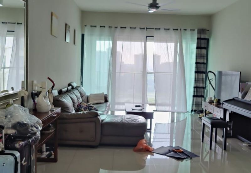 A'marine Lakeside Condominium