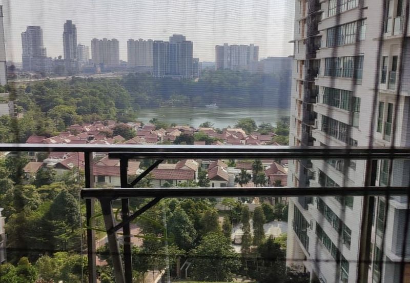 A'marine Lakeside Condominium