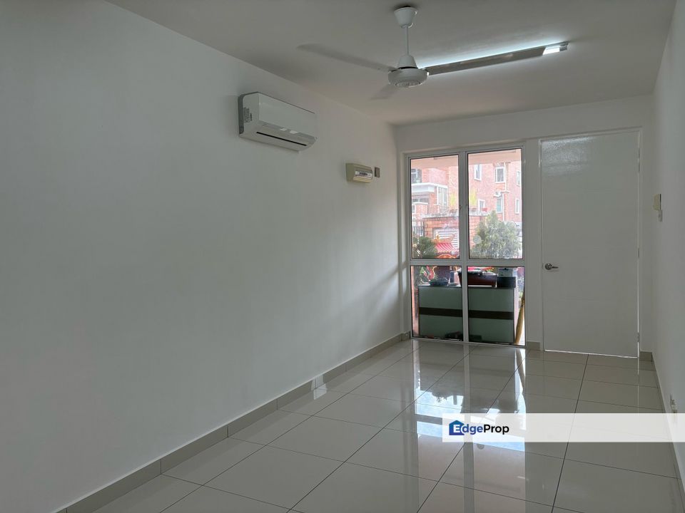 Goodview Heights townhouse endlot below market price, Selangor, Kajang