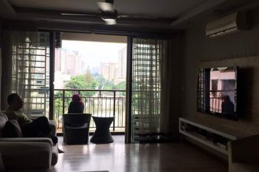 Rivercity Condominium