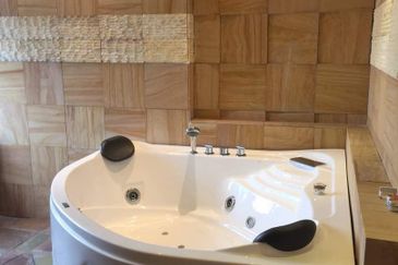 Rivercity Condominium