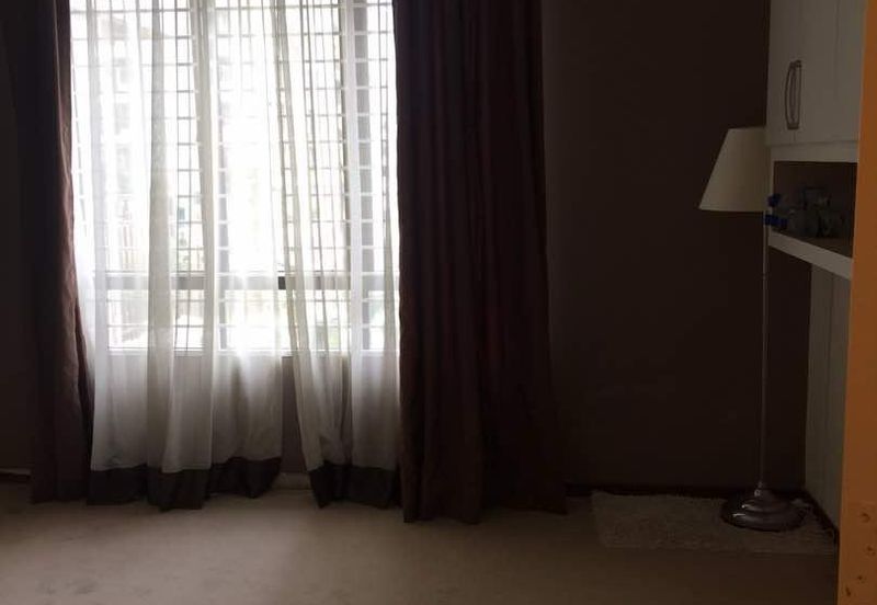 Rivercity Condominium