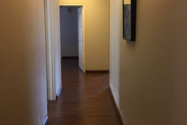 Rivercity Condominium