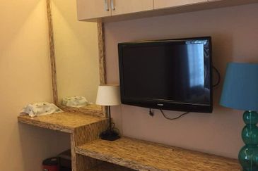 Rivercity Condominium