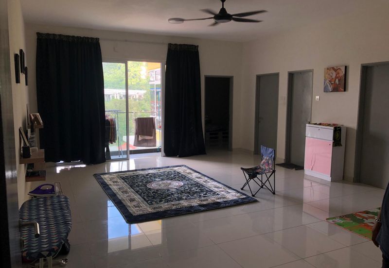 Imperial Hatamas Condominium