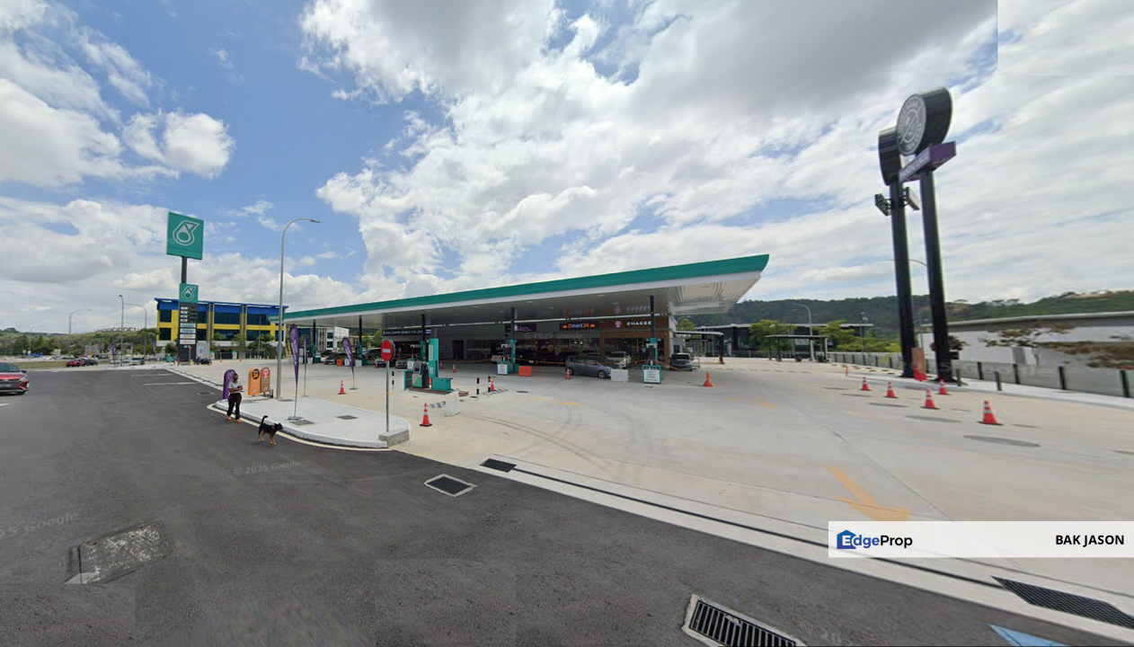 Corner vacant land facing main road, jalan labu, bandar ainsdale, s2 heights aman, Negeri Sembilan, Seremban