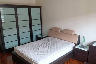 Bandar puteri puchong 12, mountaintop landed house