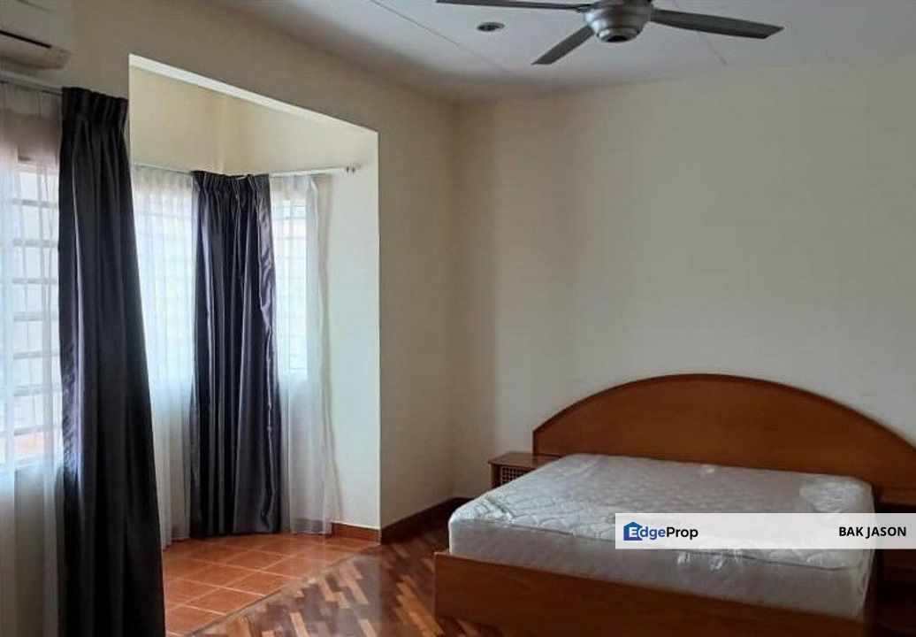 Bandar puteri puchong 12, mountaintop landed house, Selangor, Bandar Puteri Puchong