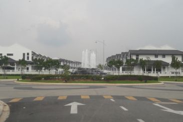 Cradleton @ Eco Majestic