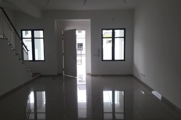 Cradleton @ Eco Majestic