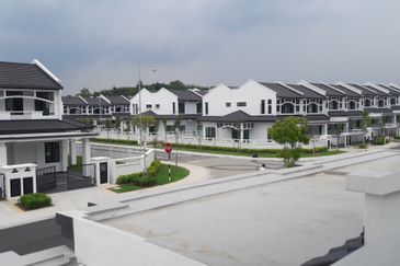 Cradleton @ Eco Majestic