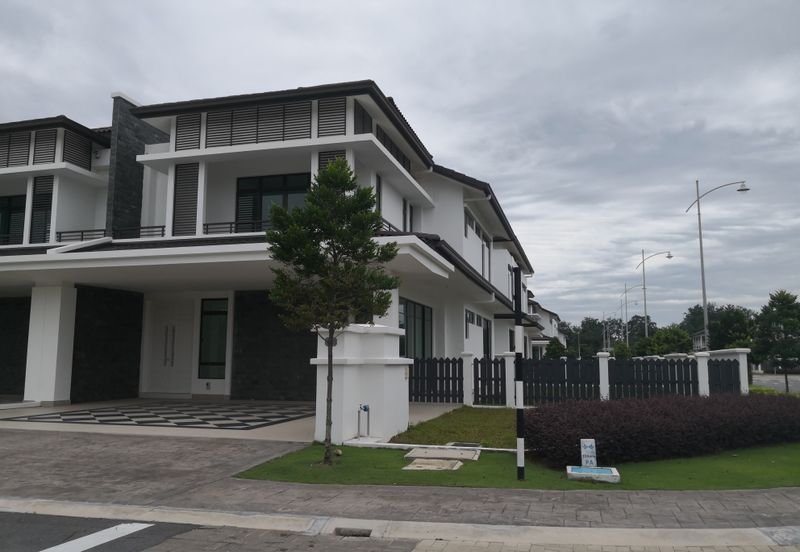 Tenderfields @ Eco Majestic