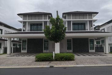 Tenderfields @ Eco Majestic