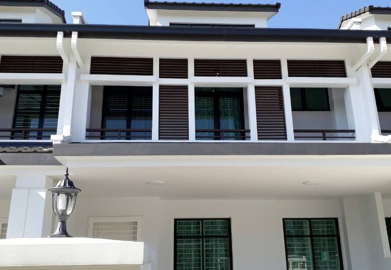 Cradleton @ Eco Majestic