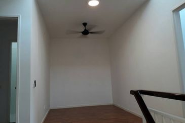 Cradleton @ Eco Majestic