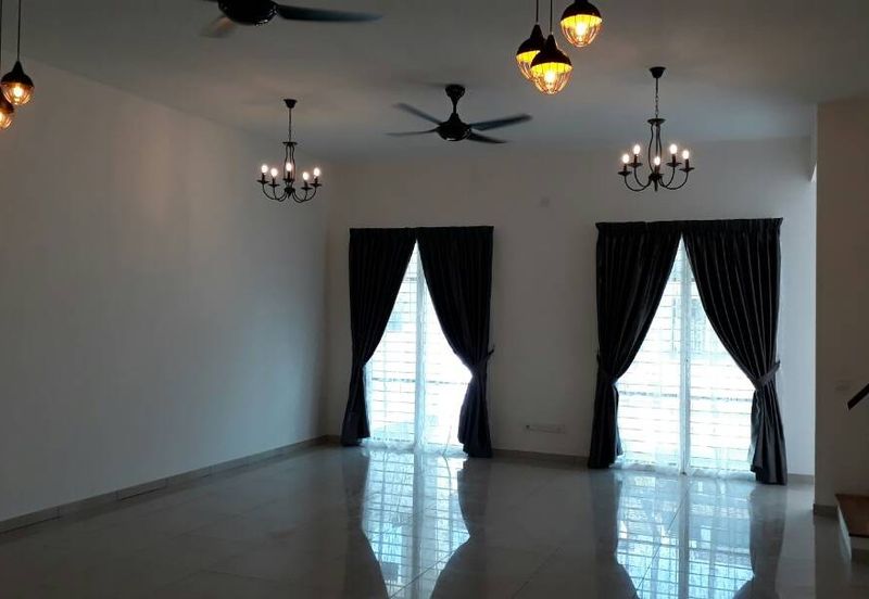 Cradleton @ Eco Majestic