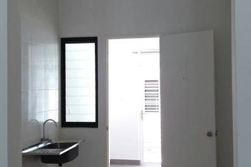 Cradleton @ Eco Majestic