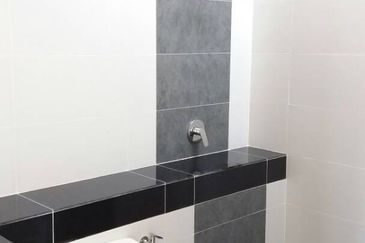 Cradleton @ Eco Majestic