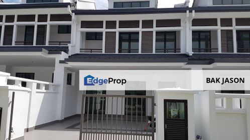 (FULL LOAN) superlink house 24x75, cradleton, semenyih, Selangor, Semenyih