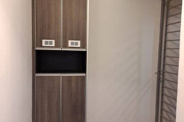 Rivercity Condominium