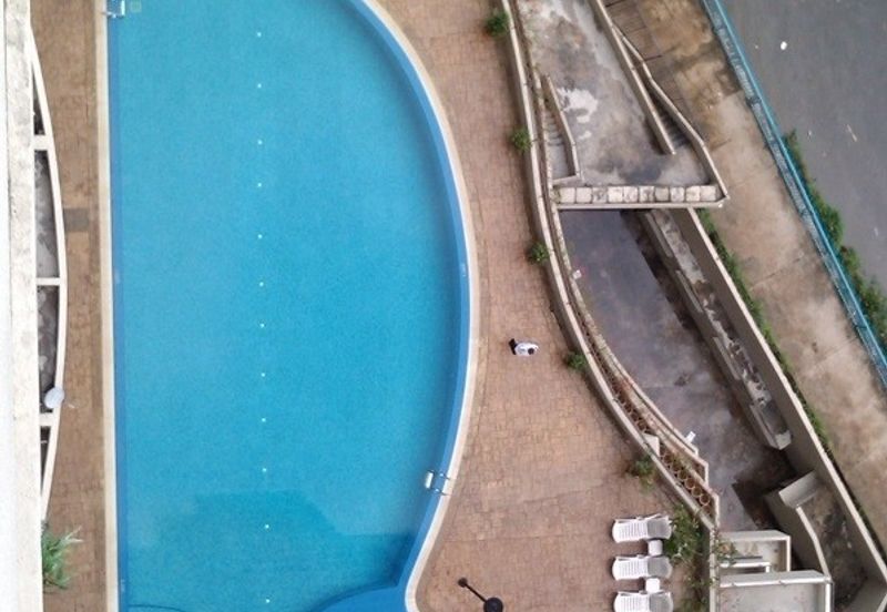 Rivercity Condominium