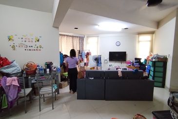 Rivercity Condominium