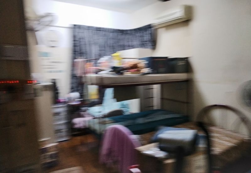 Rivercity Condominium