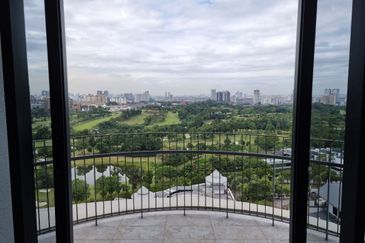 KLGCC Resort :  Senada Residences