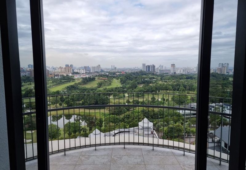 KLGCC Resort :  Senada Residences