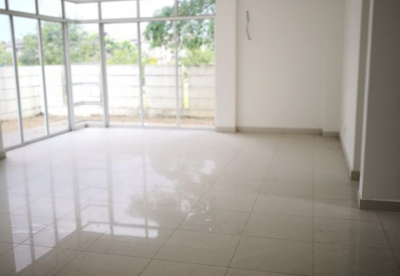 Avenue 6, Bandar Tun Hussein Onn