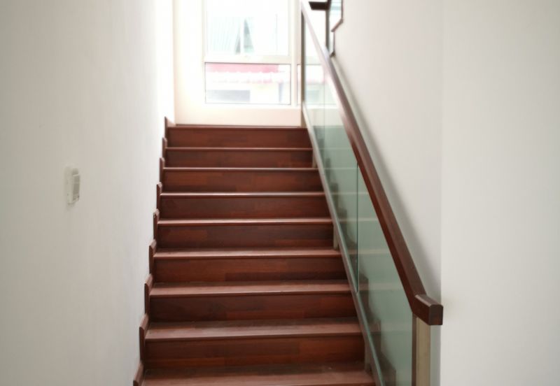 Avenue 6, Bandar Tun Hussein Onn