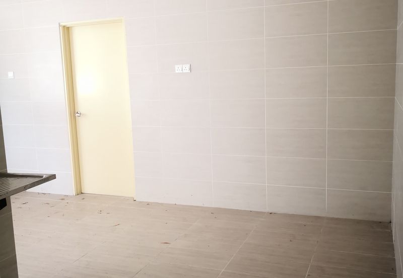 Avenue 6, Bandar Tun Hussein Onn