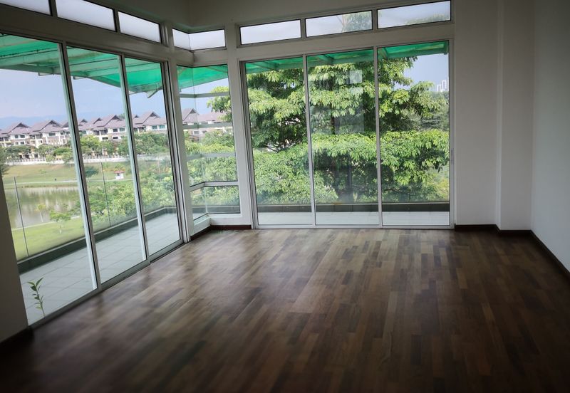 Avenue 6, Bandar Tun Hussein Onn