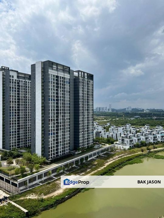 Below Bank value 150k ❤️ Lakefront home Residences, Cyberjaya, Selangor, Cyberjaya