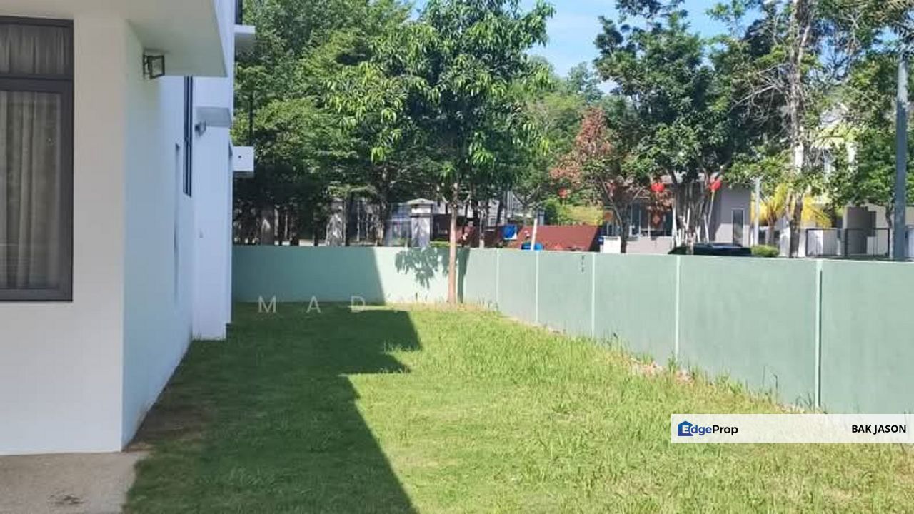 ❤️ 2sty corner house ❤️ , summerglades, lake view terrace house, cyberjaya, Selangor, Cyberjaya