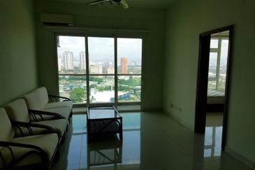 Royal Regent Sri Putramas III