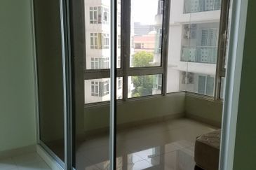 Royal Regent Sri Putramas III