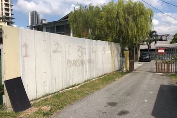 Kampung Cempaka, PJU 1/13, Petaling Jaya