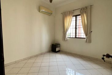 Bayu Puteri Apartment