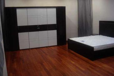 Changkat Kiara Surya