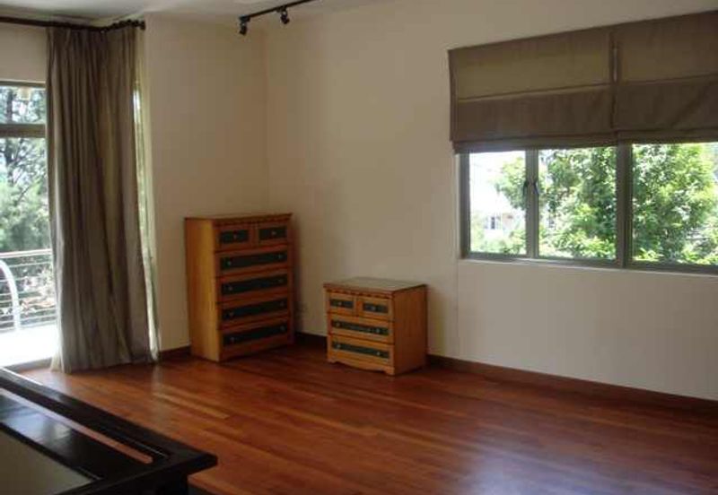 Changkat Kiara Surya