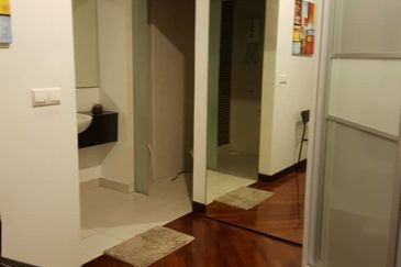 Tropicana City Tropics